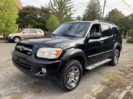 2006 Toyota Sequoia SR5 3RD Row Seating